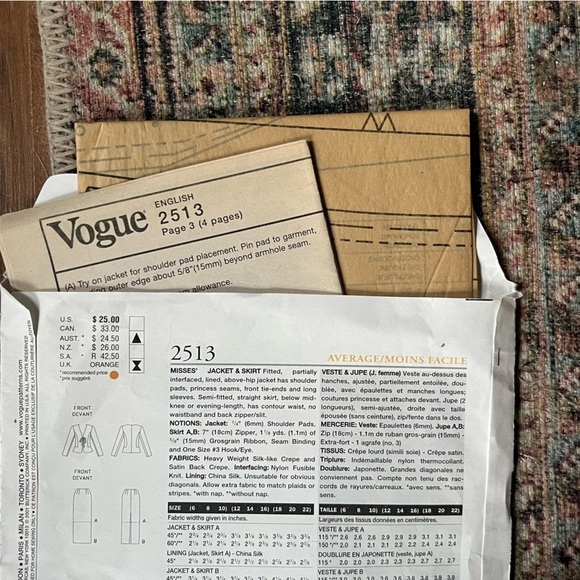 Vogue Guy Laroche 2513 VTG Sewing Pattern Tie-Front, Collarless Jacket & Skirt - Picture 5 of 5